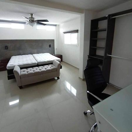 לינה וארוחת בוקר גואדלחארה Casa Fab מראה חיצוני תמונה